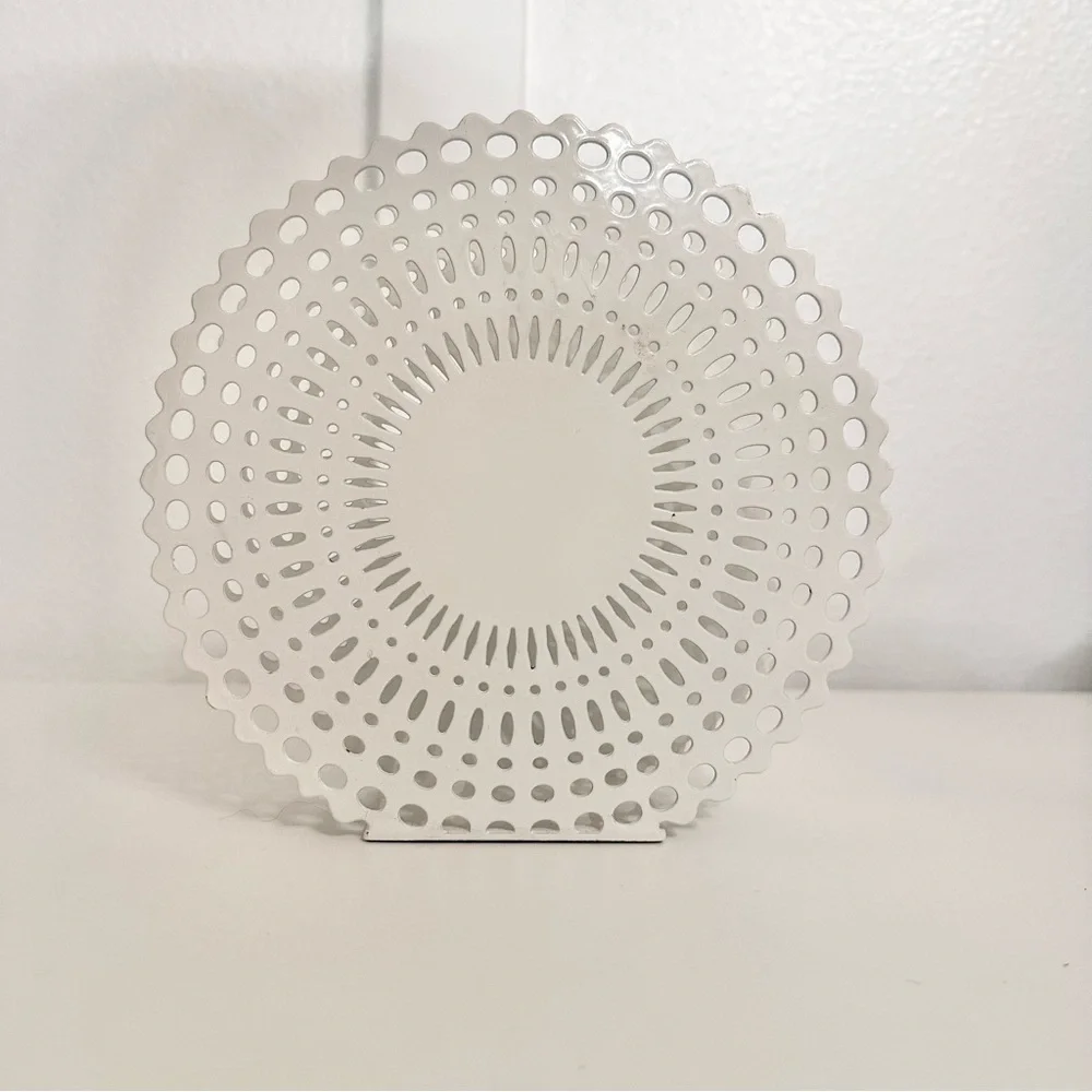 Crate & Barrel “Gram” Metal Enamel White Napkin Holder Doilies Cut Pattern Round